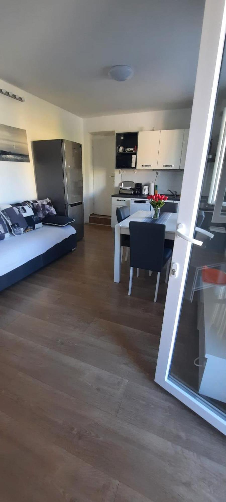 Beach Apartment Kate With Sea View, Balcony And Parking, Murter, Dalmatia Bagian luar foto