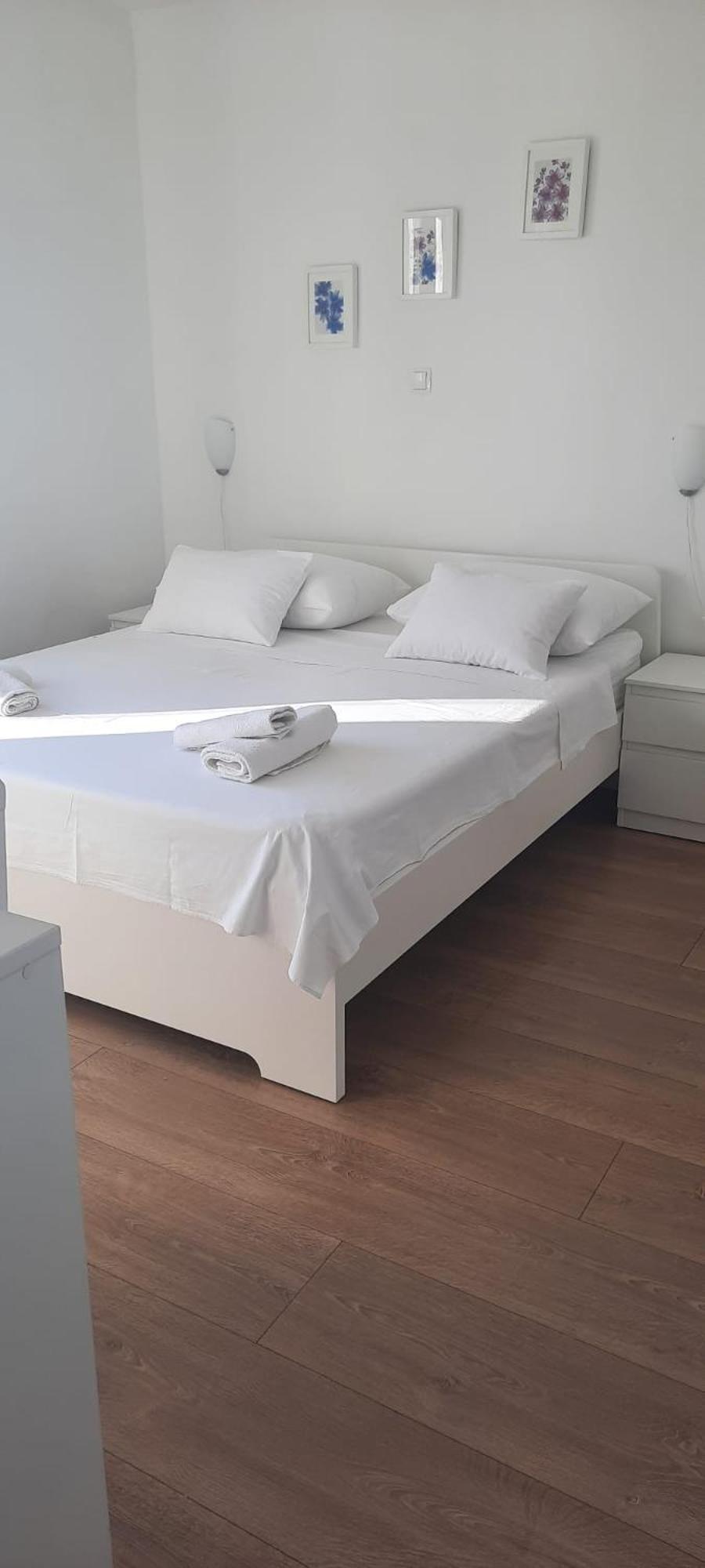 Beach Apartment Kate With Sea View, Balcony And Parking, Murter, Dalmatia Bagian luar foto